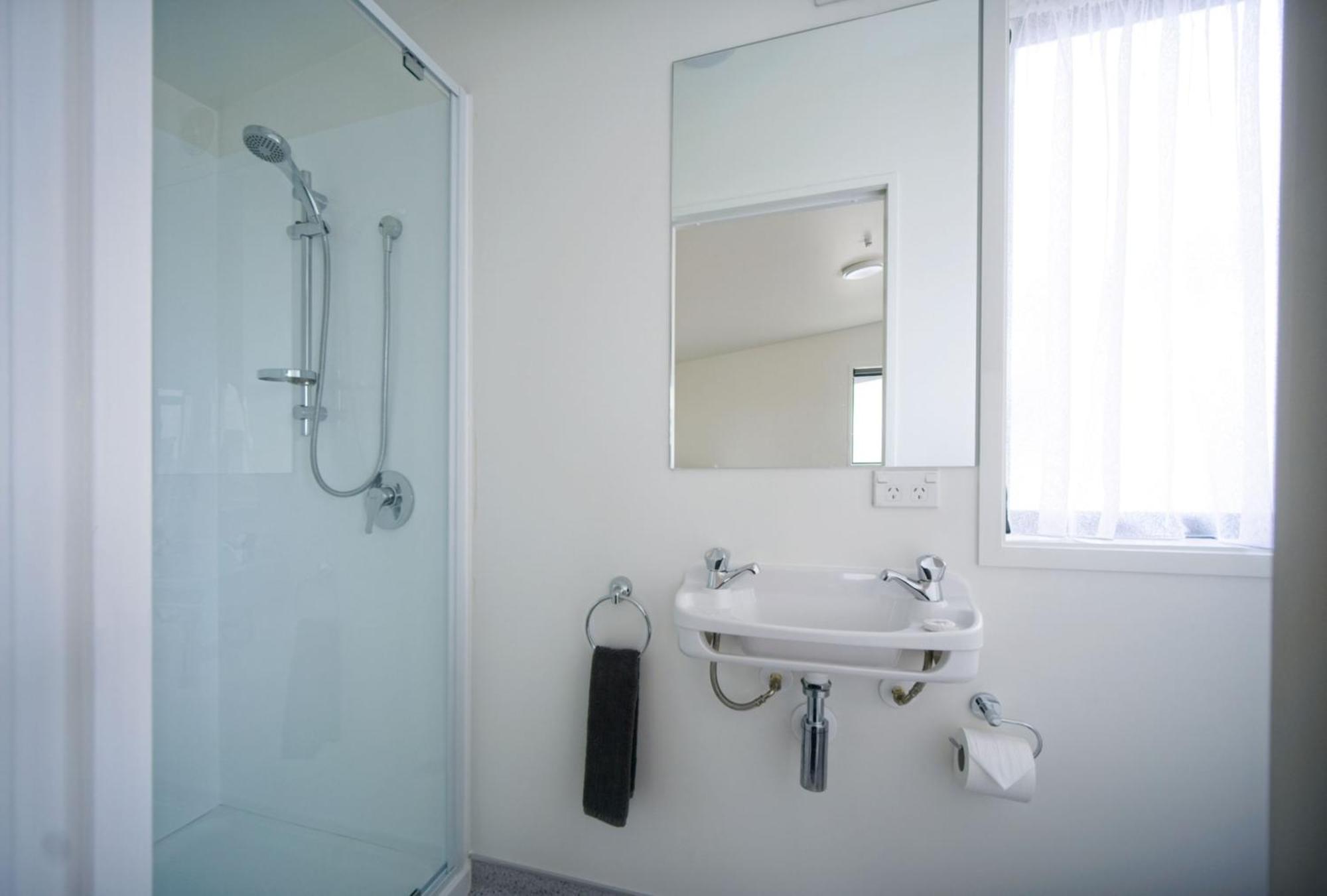 Hokitika'S Kiwi Holiday Park And Motels Room photo